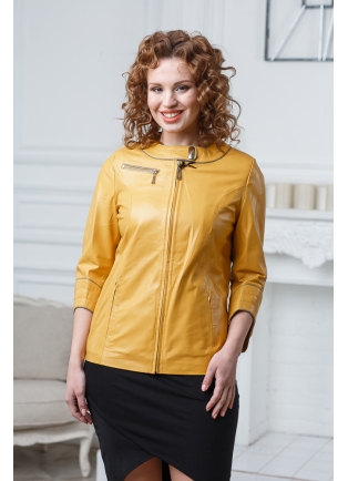 Желтая кожаная женская куртка