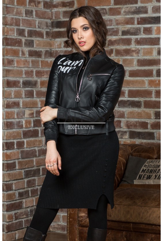 Стильная женская черная куртка