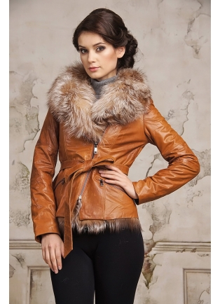Оригинальная кожаная куртка с мехом лисы