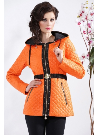 Женская оранжевая куртка 
