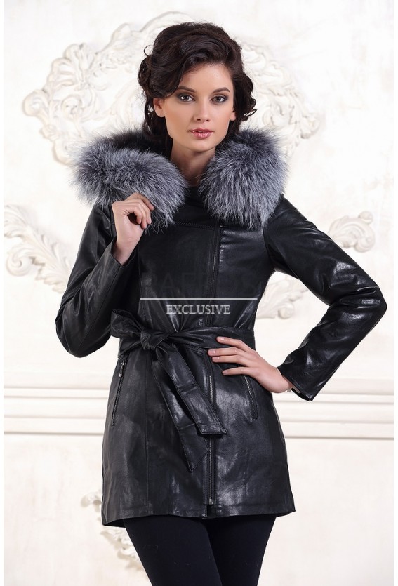 Черная куртка с мехом Зима 2015