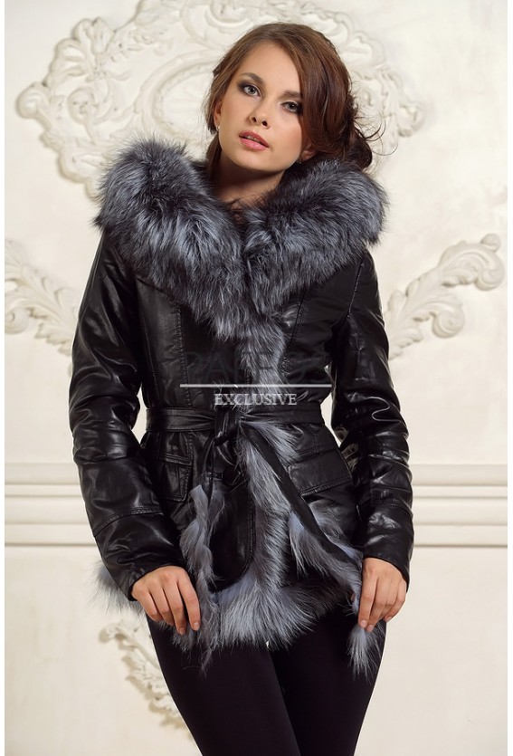 Женская куртка с мехом чернобурки