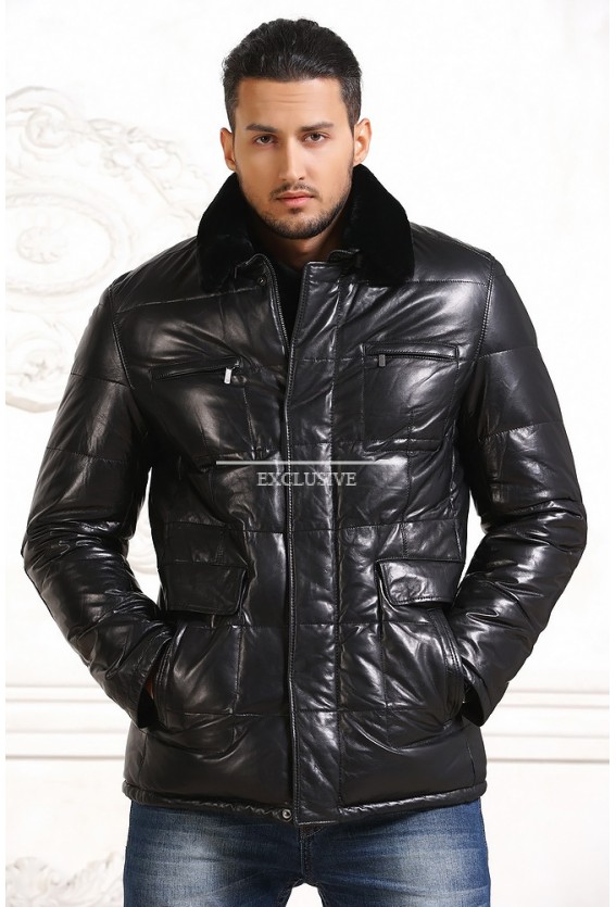 Куртка из натуральной кожи черного цвета