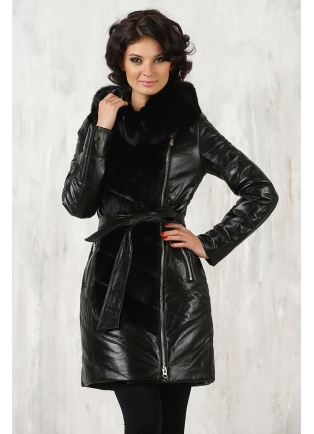 Черная женская куртка с отделкой из норки