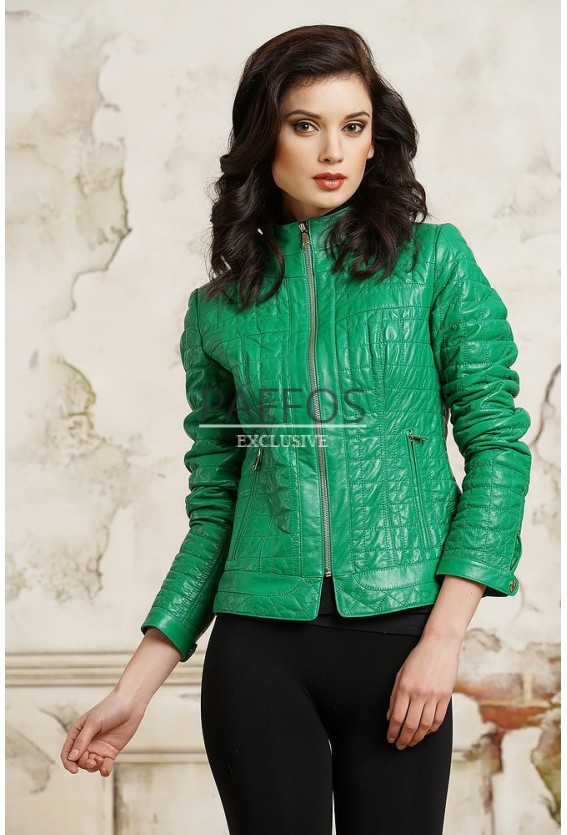 Зеленая женская кожаная куртка